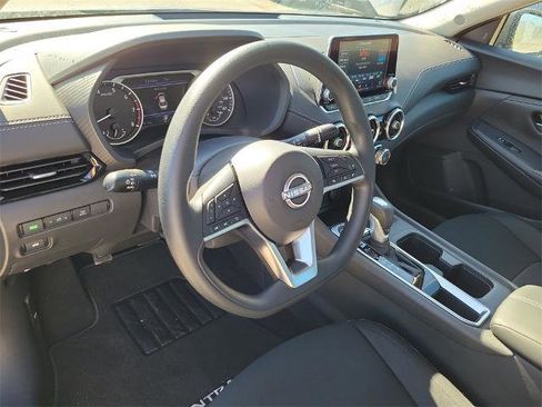 Certified 2025 Nissan Sentra SV image 20