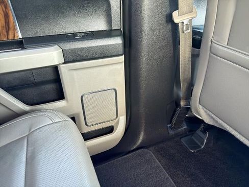 Used 2018 Ford F150 Lariat AWD/4WD image 23