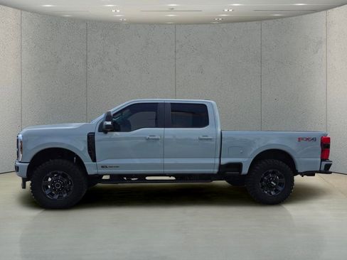 Used 2025 Ford F350 XL w/ STX Appearance Package AWD/4WD image 8