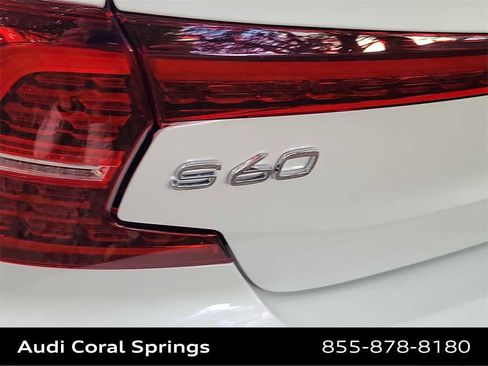 Used 2023 Volvo S60 B5 Ultimate image 19