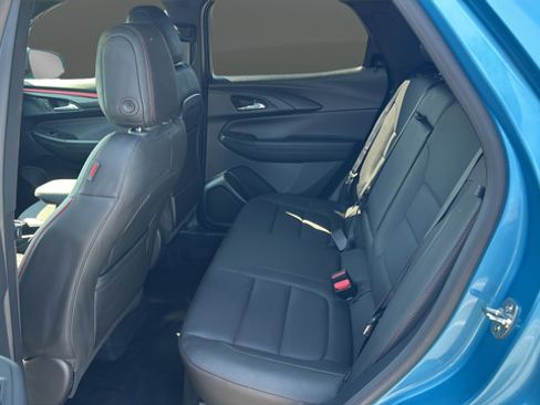 Used 2025 Chevrolet TrailBlazer RS w/ Convenience Package FWD image 24