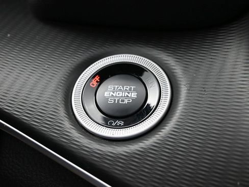 New 2025 Jeep Grand Cherokee L Laredo AWD/4WD image 15