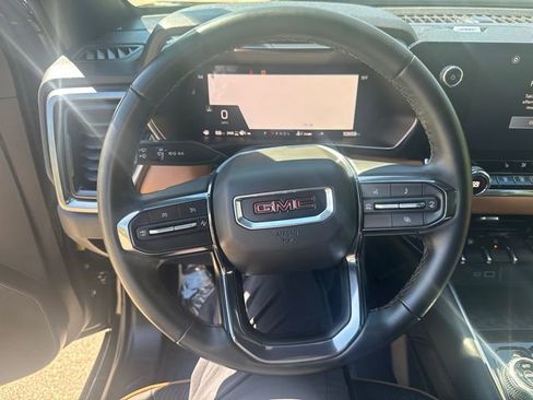 Certified 2024 GMC Canyon AT4 image 28