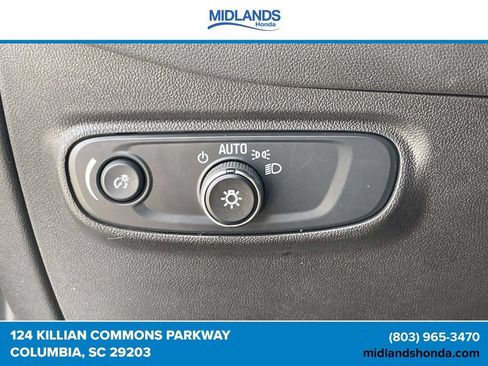 Used 2024 Chevrolet Equinox RS FWD image 18