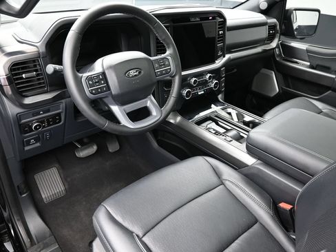 Used 2025 Ford F150 Lariat w/ Equipment Group 502A High AWD/4WD image 22