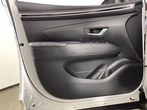 Certified 2023 Hyundai Tucson SE AWD/4WD image 19