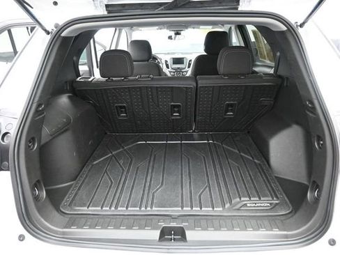 Used 2022 Chevrolet Equinox LS w/ LS Convenience Package AWD/4WD image 27