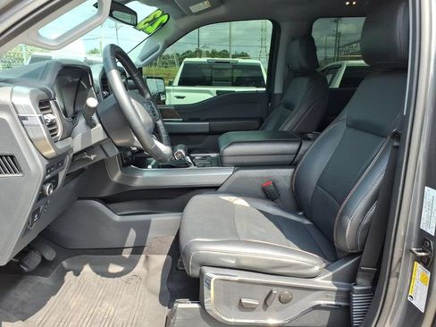 Used 2023 Ford F150 Lariat w/ FX4 Off-Road Package AWD/4WD image 17
