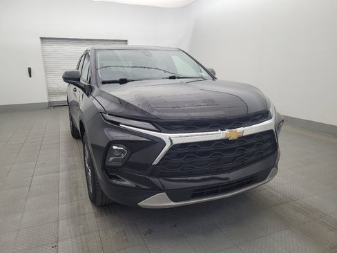 Used 2025 Chevrolet Blazer LT FWD image 14