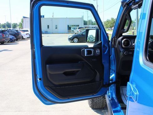 Used 2022 Jeep Wrangler Unlimited Sport image 12