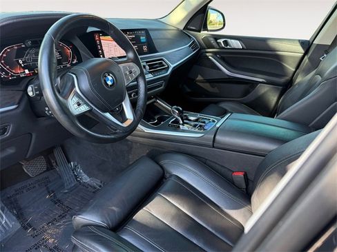 Used 2022 BMW X7 xDrive40i w/ Premium Package image 16