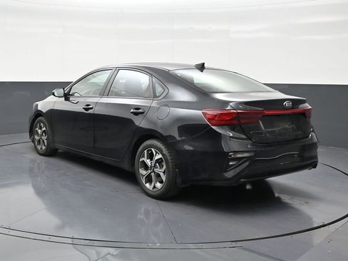 Used 2020 Kia Forte LXS FWD image 3