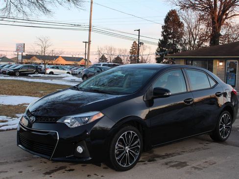 Used 2015 Toyota Corolla S image 5