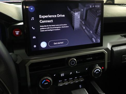 Used 2024 Toyota Tacoma TRD Off-Road image 23