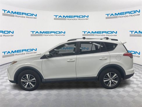 Used 2017 Toyota RAV4 XLE image 2