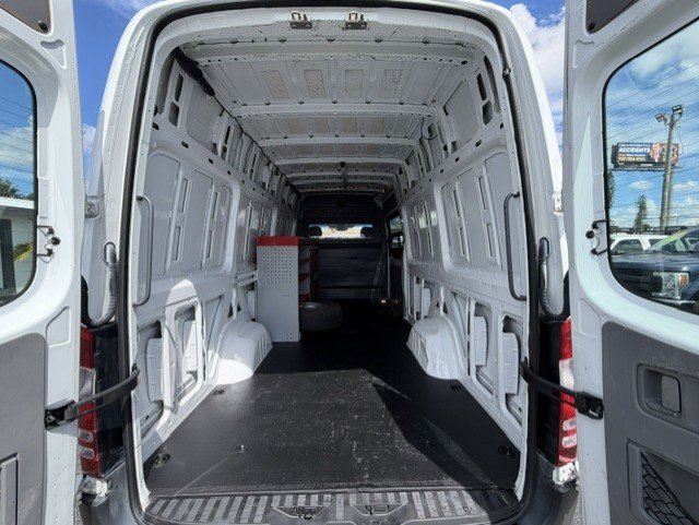Used 2008 Dodge Sprinter 2500 RWD image 12