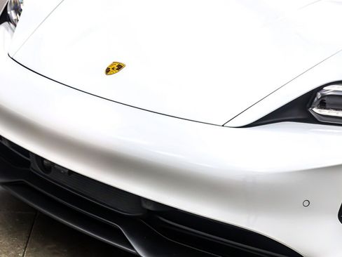 Used 2024 Porsche Taycan GTS image 12