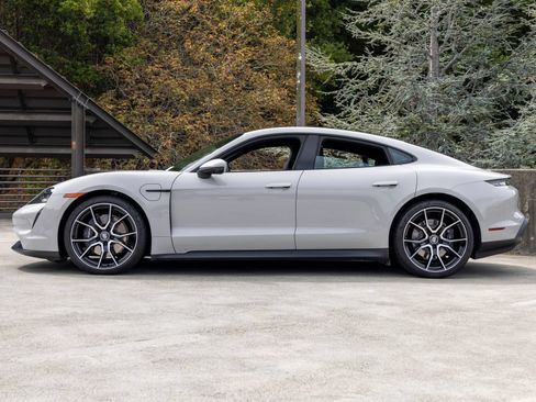 Certified 2023 Porsche Taycan RWD image 2