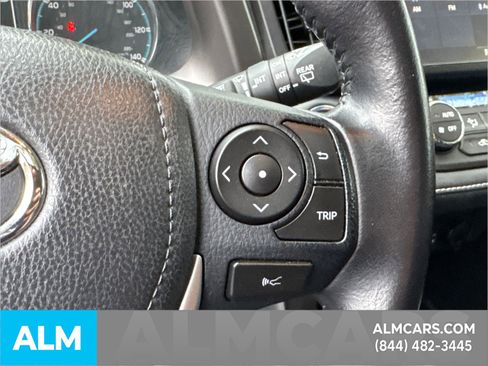 Used 2017 Toyota RAV4 Limited image 31
