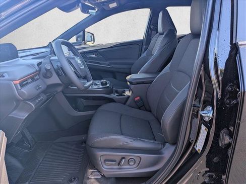 Used 2026 Subaru Uncharted Premium FWD image 4