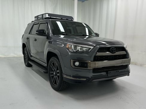 Used 2019 Toyota 4Runner Limited image 1