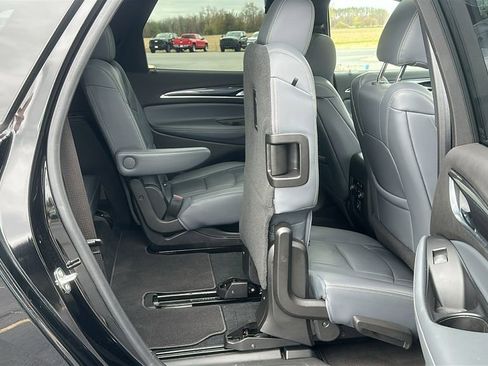Used 2023 Buick Enclave Essence w/ Experience Buick Package FWD image 30