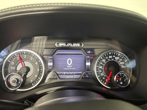 Used 2023 RAM 1500 Laramie AWD/4WD image 7