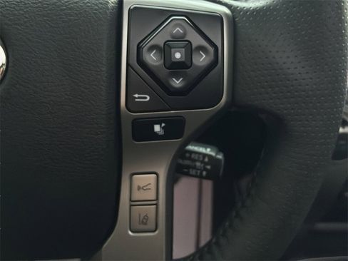 Used 2022 Toyota 4Runner Limited image 37