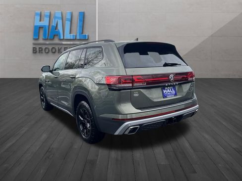 New 2026 Volkswagen Atlas Peak Edition AWD/4WD image 3
