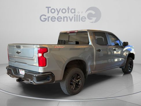 Used 2022 Chevrolet Silverado 1500 LT Trail Boss w/ Convenience Package II AWD/4WD image 6