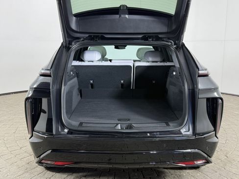 Used 2024 Cadillac Lyriq Sport RWD image 7