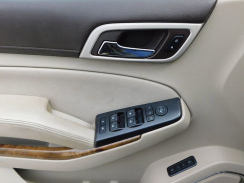 Used 2015 GMC Yukon XL Denali w/ Touring Package image 32