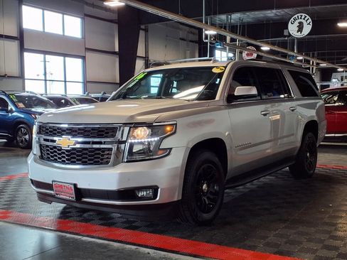 Used 2016 Chevrolet Suburban LT AWD/4WD image 3