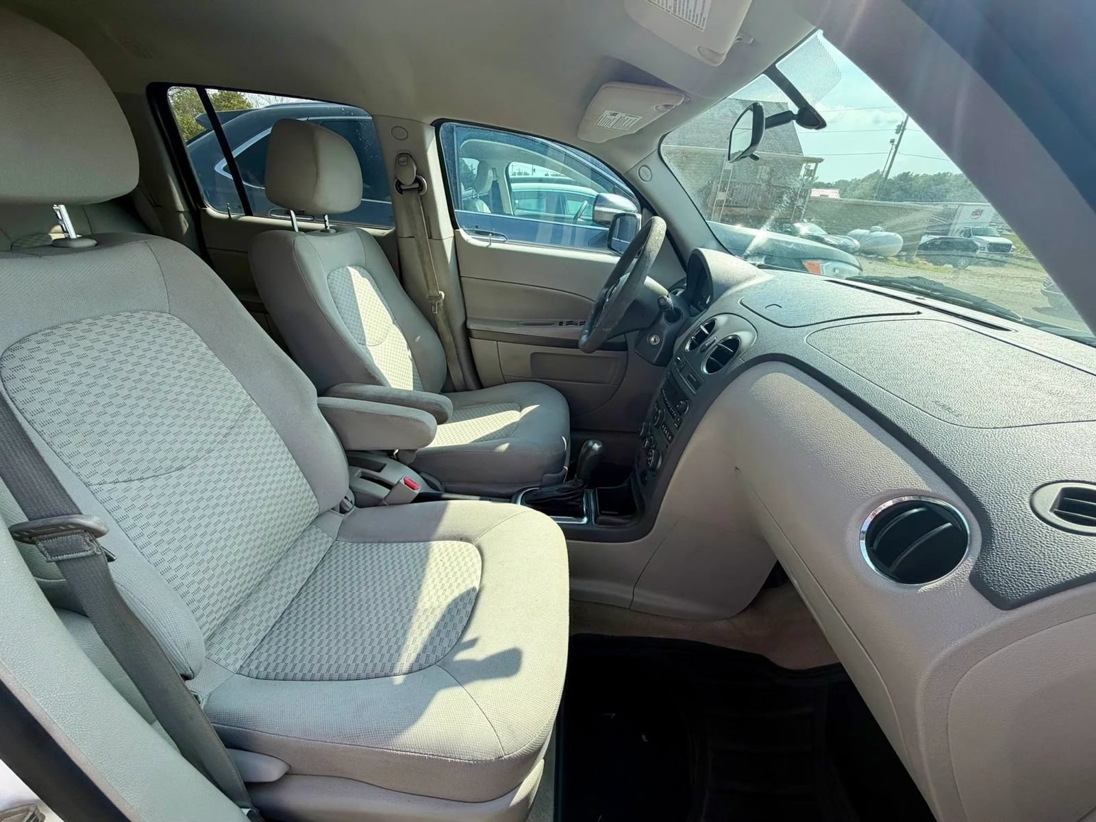 Used 2011 Chevrolet HHR LT FWD image 12