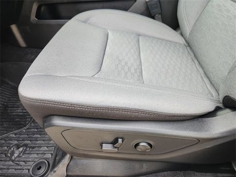 Used 2025 RAM 1500 Lone Star image 24