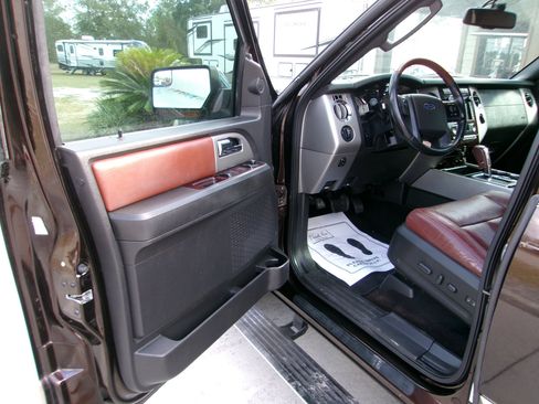 Used 2013 Ford Expedition EL King Ranch image 9