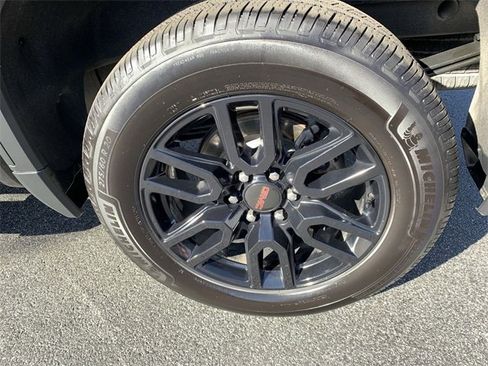 Used 2020 GMC Sierra 1500 Elevation w/ Elevation Value Package image 33