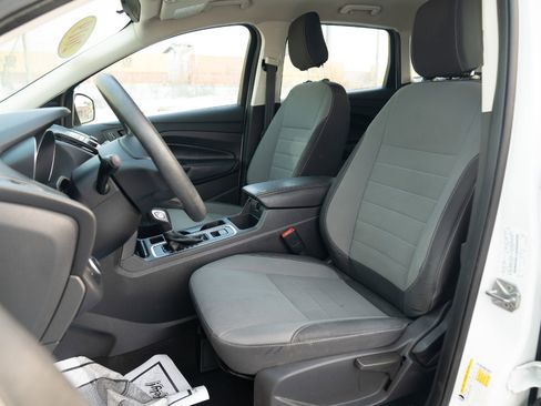 Used 2019 Ford Escape S image 20