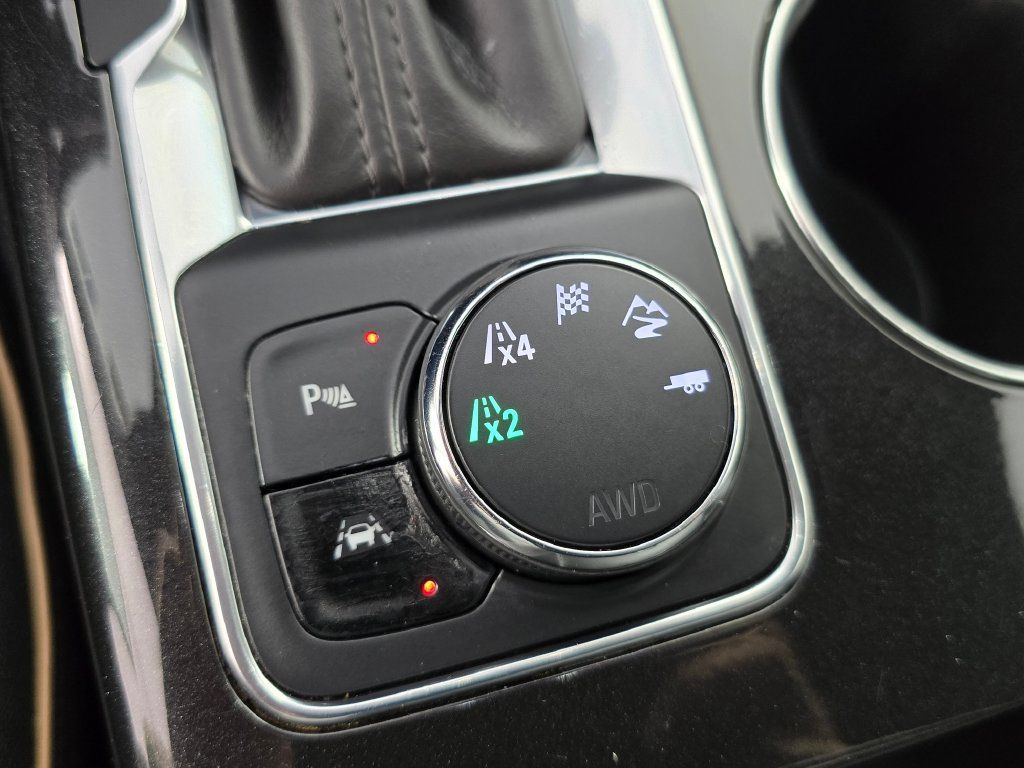 Used 2023 Chevrolet Blazer Premier AWD/4WD image 37