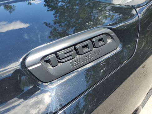 Used 2025 RAM 1500 Big Horn AWD/4WD image 5