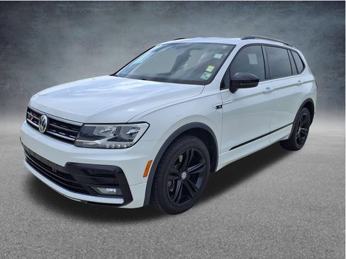 Used 2019 Volkswagen Tiguan S FWD image 12