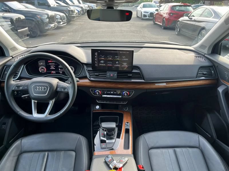 Used 2023 Audi Q5 2.0T Premium Plus w/ Premium Plus Package AWD/4WD image 27