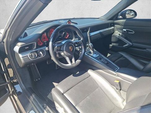 Used 2017 Porsche 911 Carrera 4S AWD/4WD image 9