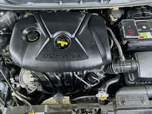 Used 2013 Hyundai Elantra GLS w/ Preferred Pkg image 29