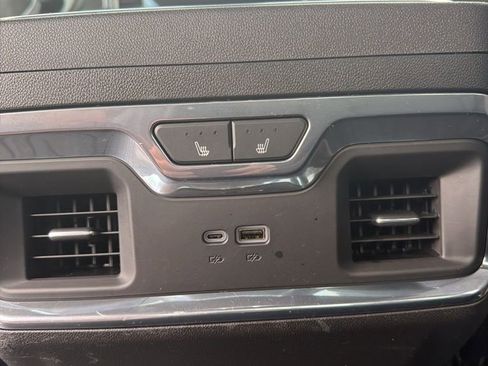 Used 2024 GMC Sierra 1500 SLT w/ SLT Premium Plus Package image 19