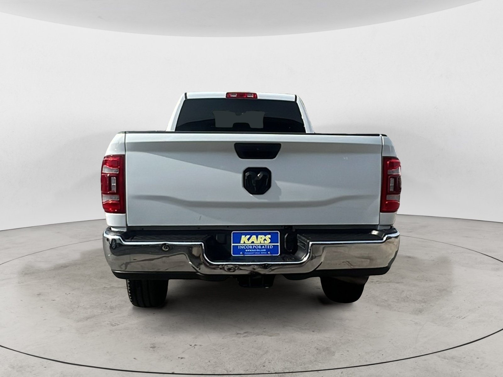 Used 2022 RAM 2500 Tradesman w/ Chrome Appearance Group AWD/4WD image 5