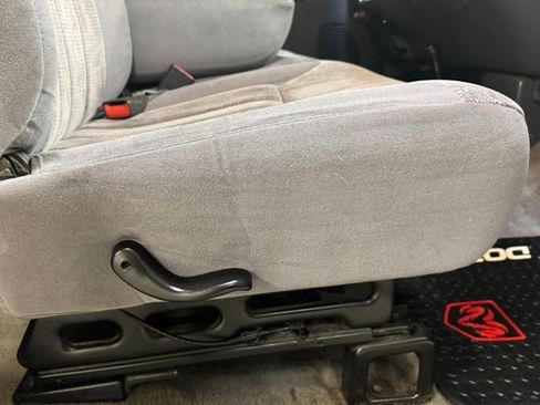 Used 1997 Dodge Ram 1500 Truck Laramie AWD/4WD image 35