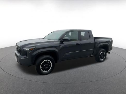 Used 2025 Toyota Tacoma TRD Off-Road image 8