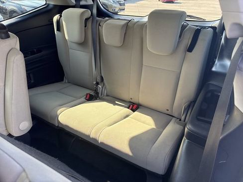 Used 2023 Subaru Ascent Premium w/ Convenience Package AWD/4WD image 3