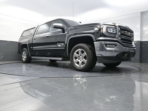 Used 2018 GMC Sierra 1500 SLT AWD/4WD image 31